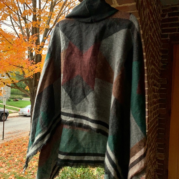 FREE PEOPLE Willow Cowl Neck Fall Poncho Sweater - Picture 2 of 5